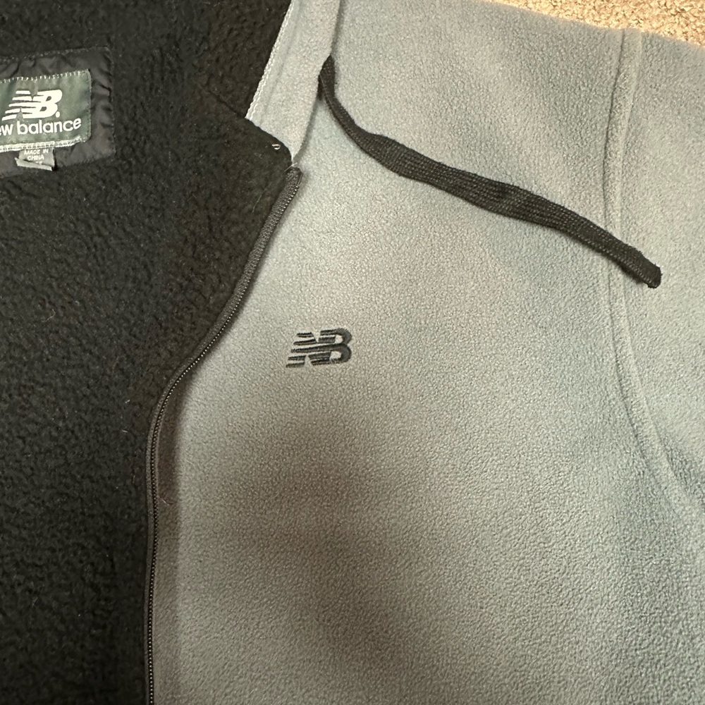 New Balance jacket - Picture 3 of 5